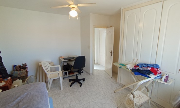 Resale - Villa -
Benijofar