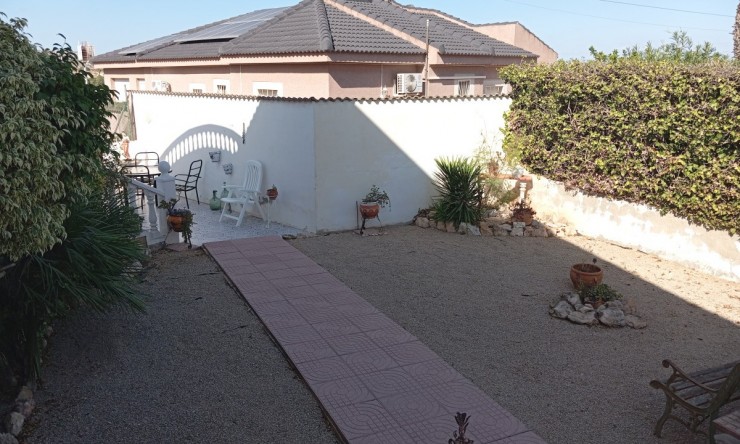 Resale - Villa -
Benijofar