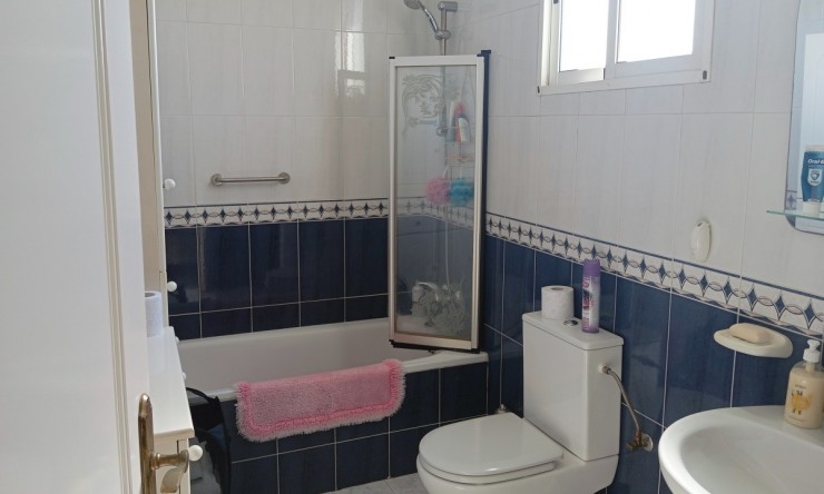 Resale - Villa -
Benijofar