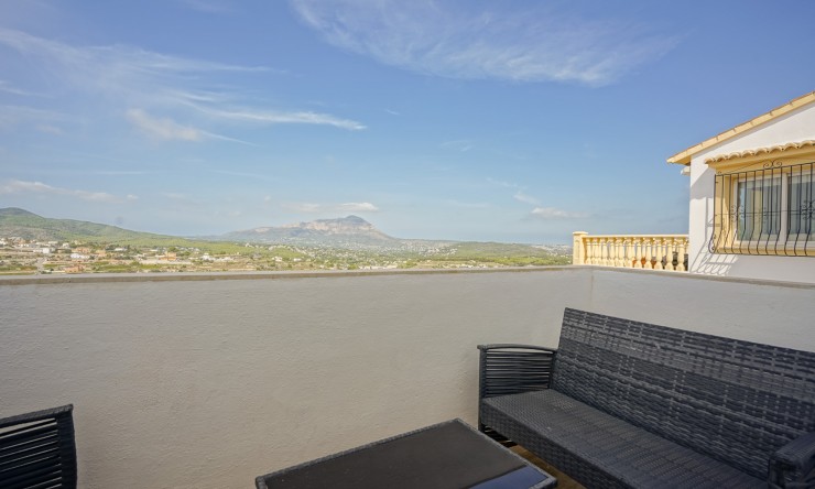 Resale - Villa -
Benitachell - Calistros