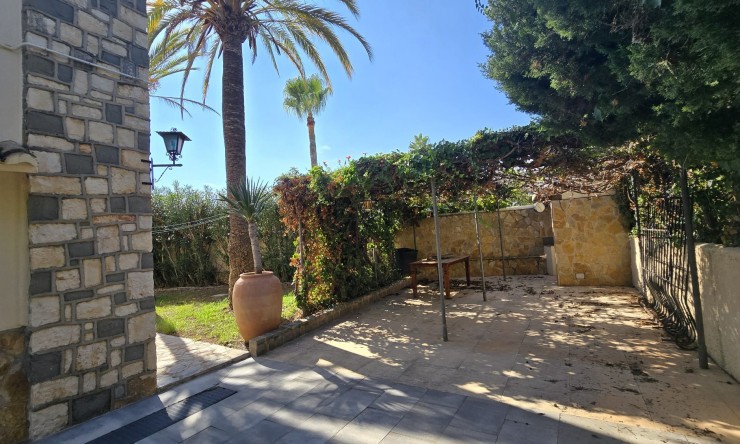 Revente - Villa -
Calpe - Partida Calalga