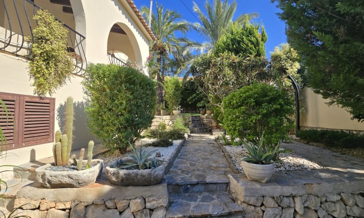 Revente - Villa -
Calpe - Partida Calalga