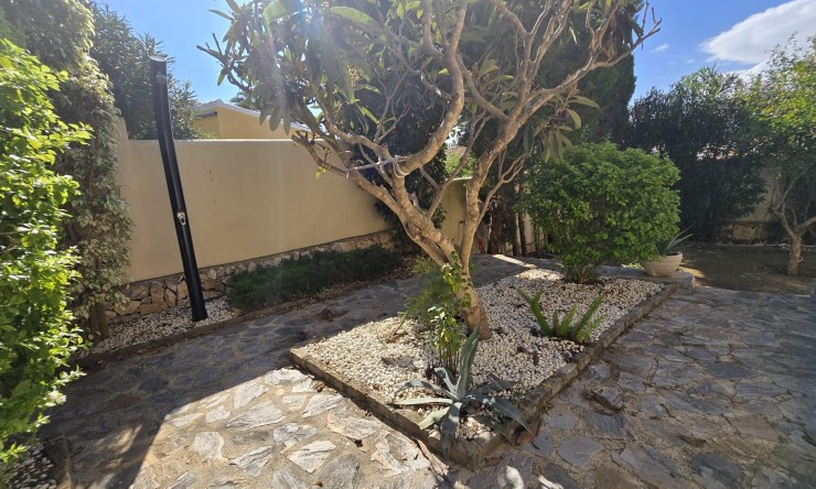 Revente - Villa -
Calpe - Partida Calalga