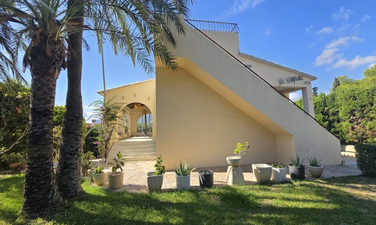 Revente - Villa -
Calpe - Partida Calalga