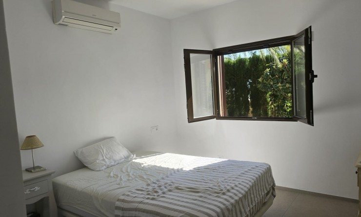 Revente - Villa -
Calpe - Partida Calalga