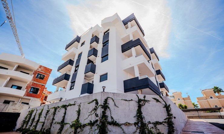 Resale - Apartment -
Orihuela Costa