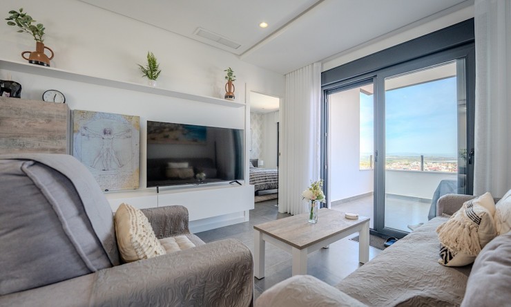 Resale - Apartment -
Orihuela Costa