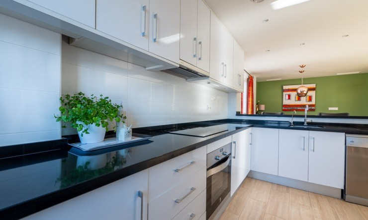 Herverkoop - Herenhuis -
Torrevieja - Nueva Torrevieja - Aguas Nuevas