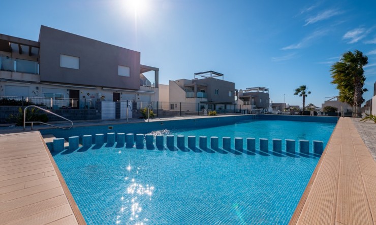 Herverkoop - Herenhuis -
Torrevieja - Nueva Torrevieja - Aguas Nuevas