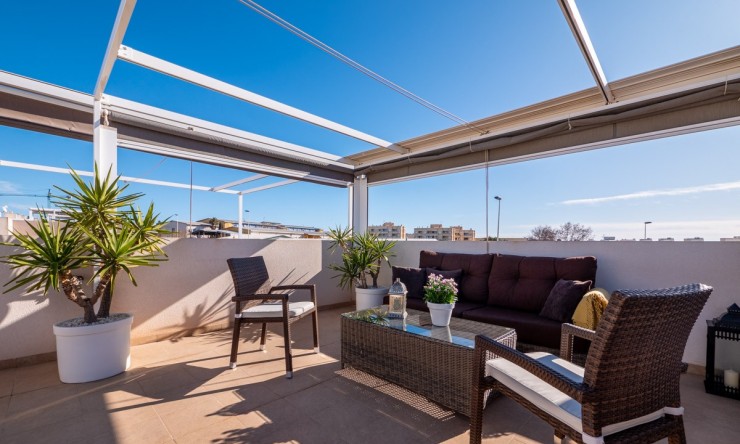 Herverkoop - Herenhuis -
Torrevieja - Nueva Torrevieja - Aguas Nuevas