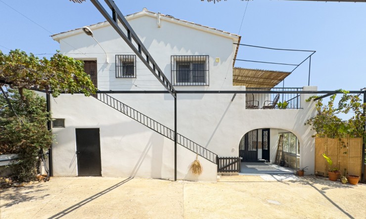 Reventa - Villa -
Polop