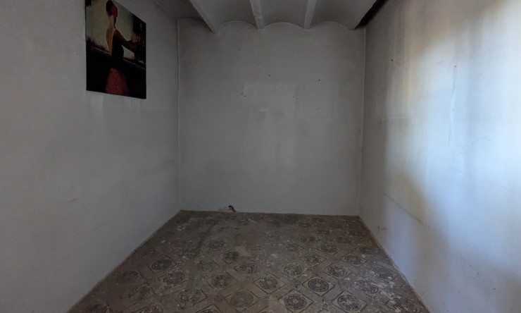 Herverkoop - Finca -
Teulada