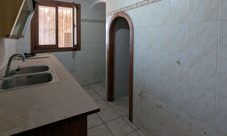 Herverkoop - Finca -
Teulada