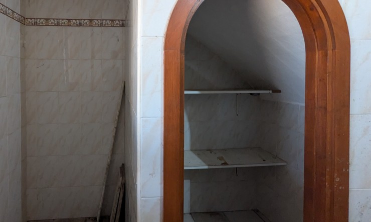 Herverkoop - Finca -
Teulada