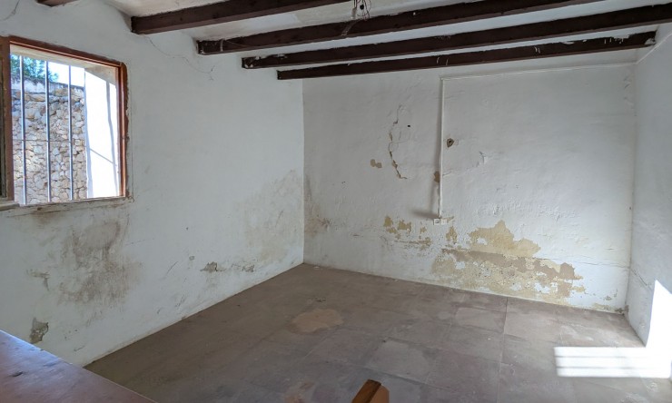 Herverkoop - Finca -
Teulada