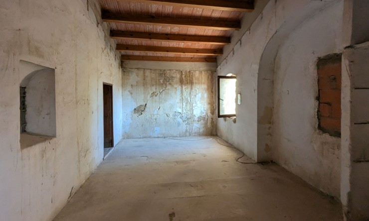 Herverkoop - Finca -
Teulada