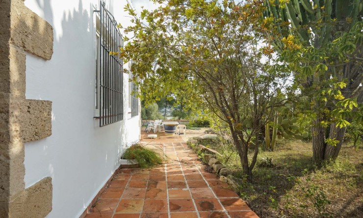 Herverkoop - Villa -
Jávea - La Lluca