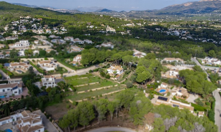 Herverkoop - Villa -
Jávea - La Lluca