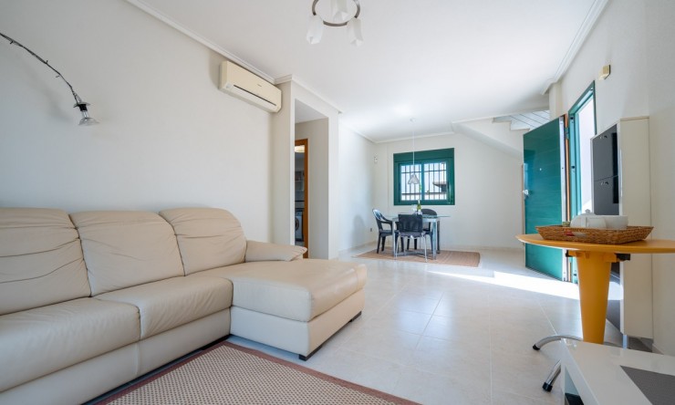 Wiederverkauf - Villa -
Rojales