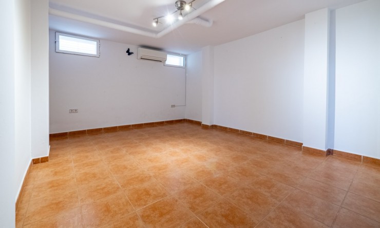 Herverkoop - Villa -
Torrevieja - Torrelamata - La Mata