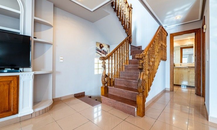 Herverkoop - Villa -
Torrevieja - Torrelamata - La Mata