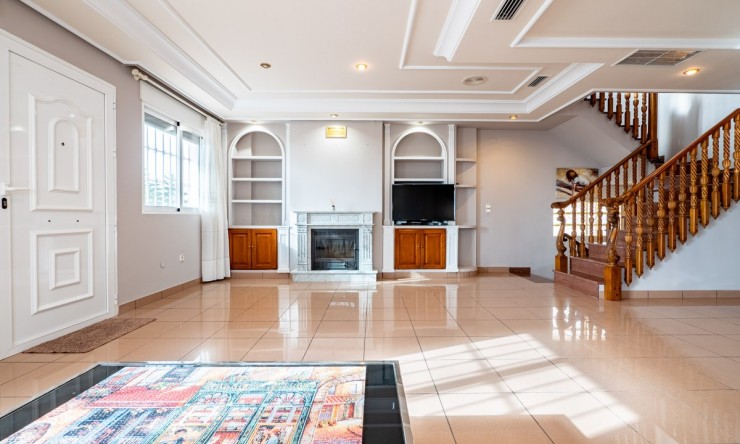 Herverkoop - Villa -
Torrevieja - Torrelamata - La Mata