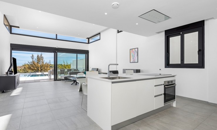 Resale - Villa -
San Miguel de Salinas