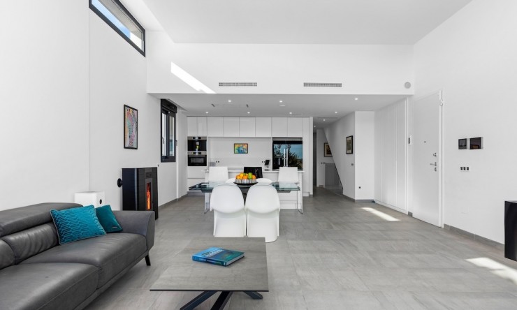 Resale - Villa -
San Miguel de Salinas