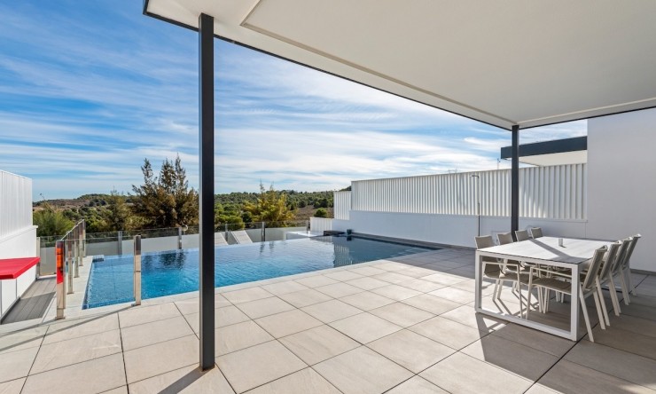 Resale - Villa -
San Miguel de Salinas