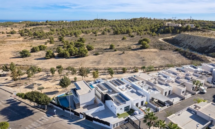 Resale - Villa -
San Miguel de Salinas