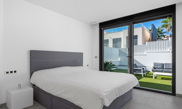 Resale - Villa -
San Miguel de Salinas