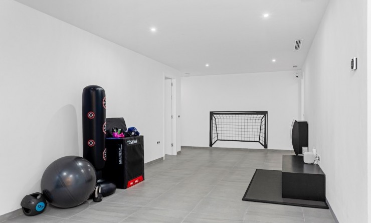 Resale - Villa -
San Miguel de Salinas