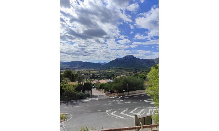 Nowe budownictwo - Willa -
Alcalalí