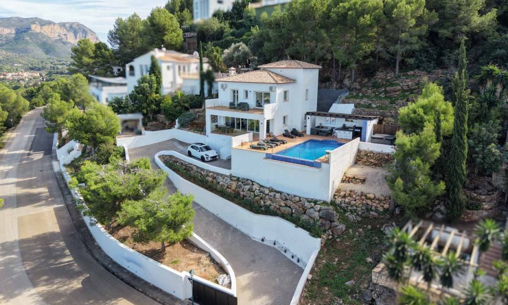 Herverkoop - Villa -
Pedreguer - La Sella