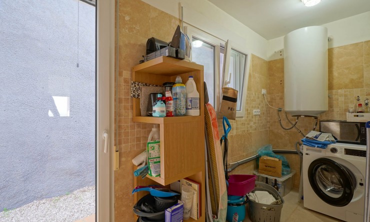 Herverkoop - Villa -
Pedreguer - La Sella