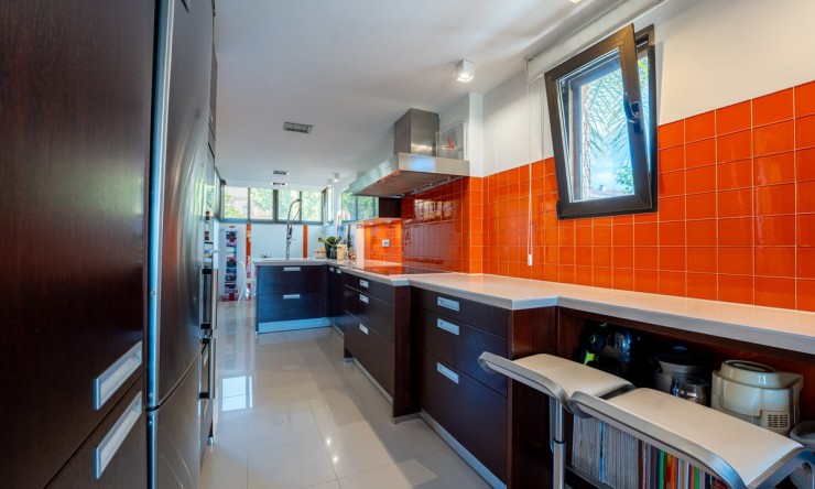 Herverkoop - Villa -
Alicante - Alicante Golf