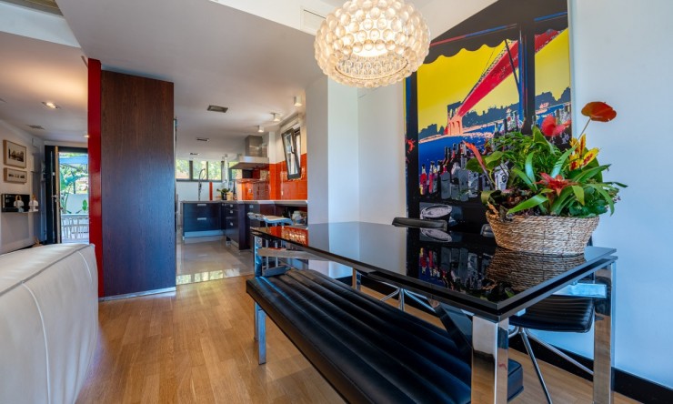 Herverkoop - Villa -
Alicante - Alicante Golf