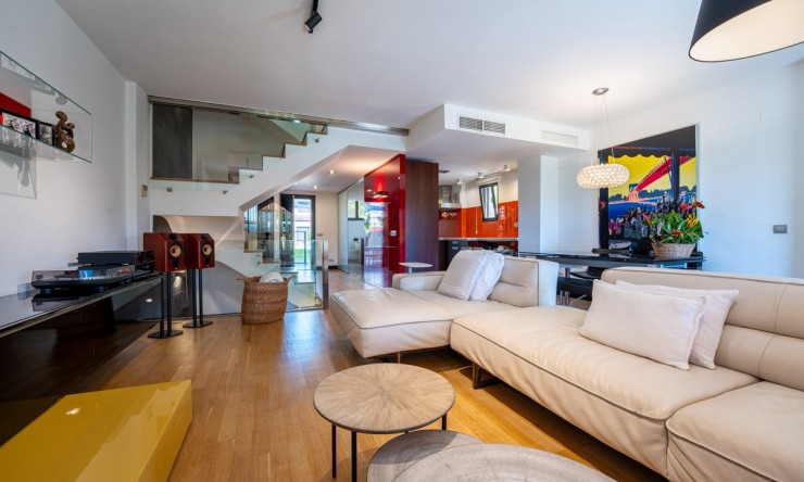 Herverkoop - Villa -
Alicante - Alicante Golf