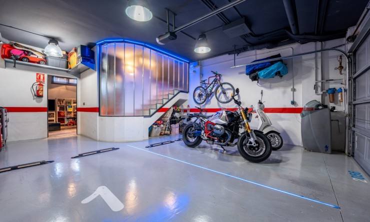 Herverkoop - Villa -
Alicante - Alicante Golf