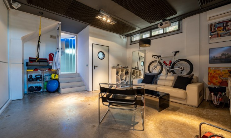 Herverkoop - Villa -
Alicante - Alicante Golf