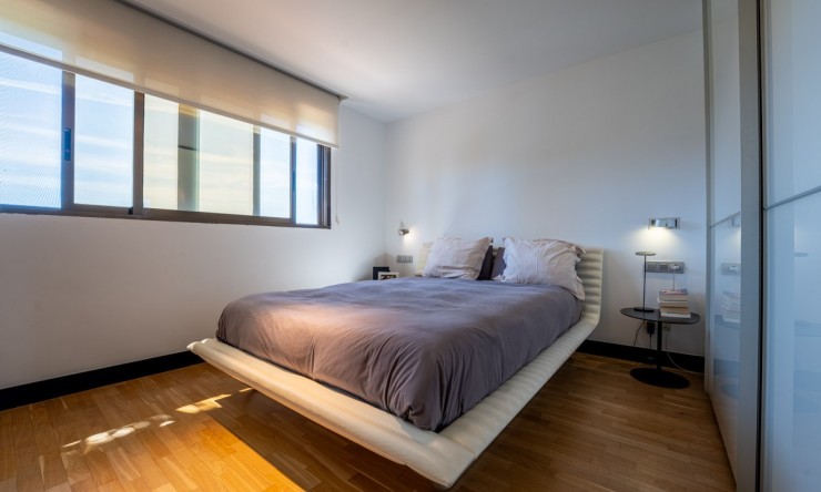 Herverkoop - Villa -
Alicante - Alicante Golf