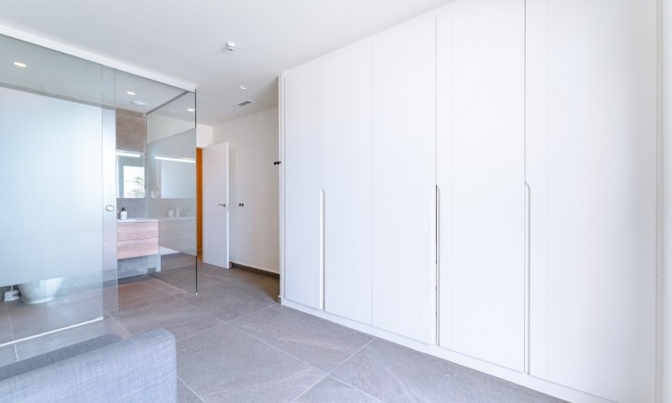 Rynek Wtórny - Willa -
San Miguel de Salinas