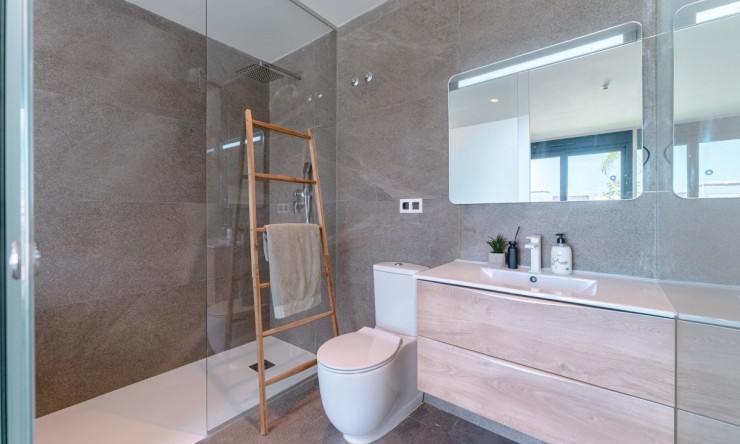 Rynek Wtórny - Willa -
San Miguel de Salinas