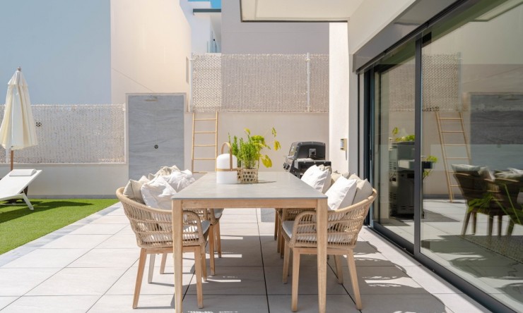 Rynek Wtórny - Willa -
San Miguel de Salinas