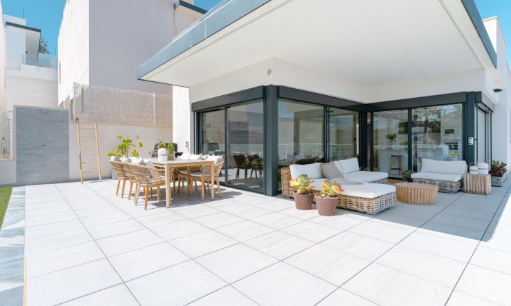 Rynek Wtórny - Willa -
San Miguel de Salinas