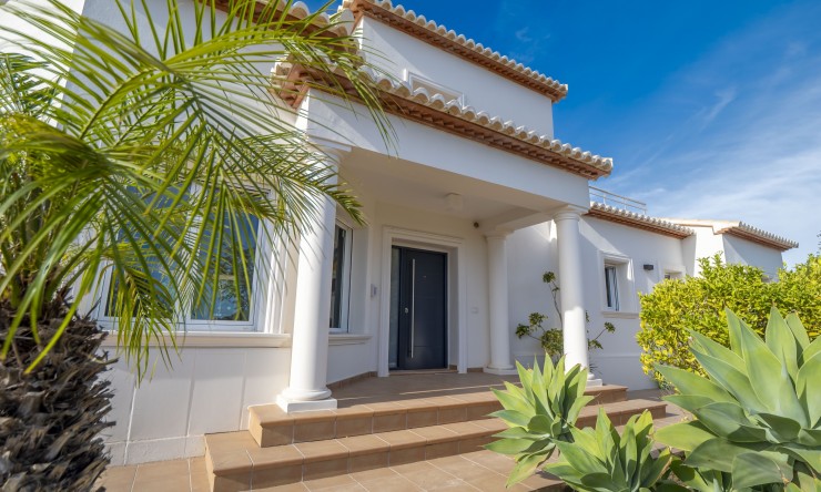 Herverkoop - Villa -
Jávea / Xàbia - Partides comunes - Adsubia