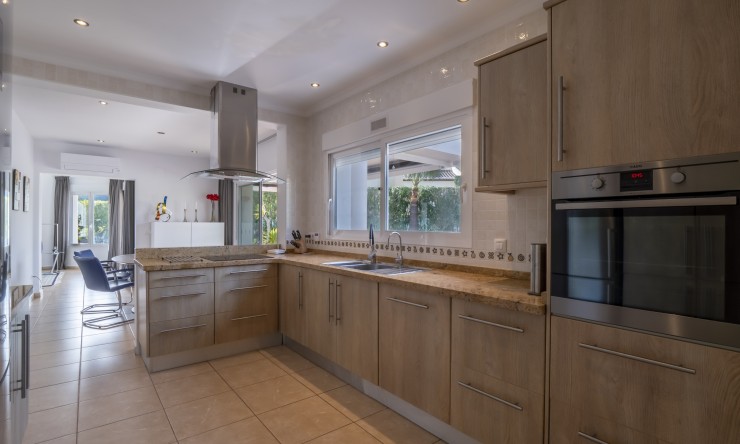 Herverkoop - Villa -
Jávea / Xàbia - Partides comunes - Adsubia