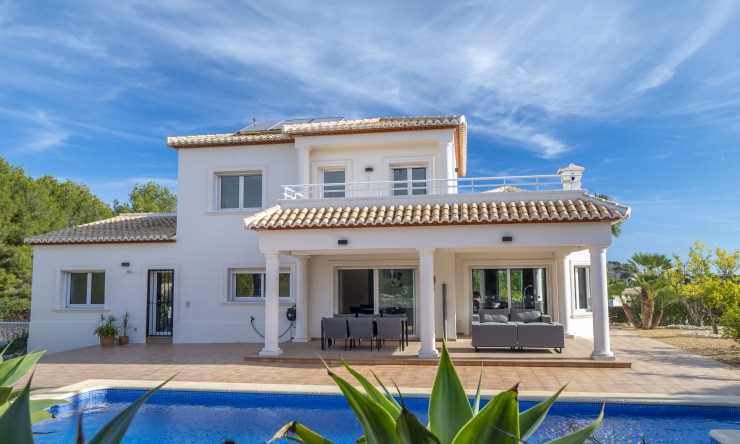 Herverkoop - Villa -
Jávea / Xàbia - Partides comunes - Adsubia