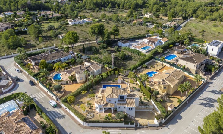 Herverkoop - Villa -
Jávea / Xàbia - Partides comunes - Adsubia