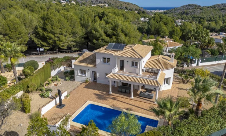 Herverkoop - Villa -
Jávea / Xàbia - Partides comunes - Adsubia